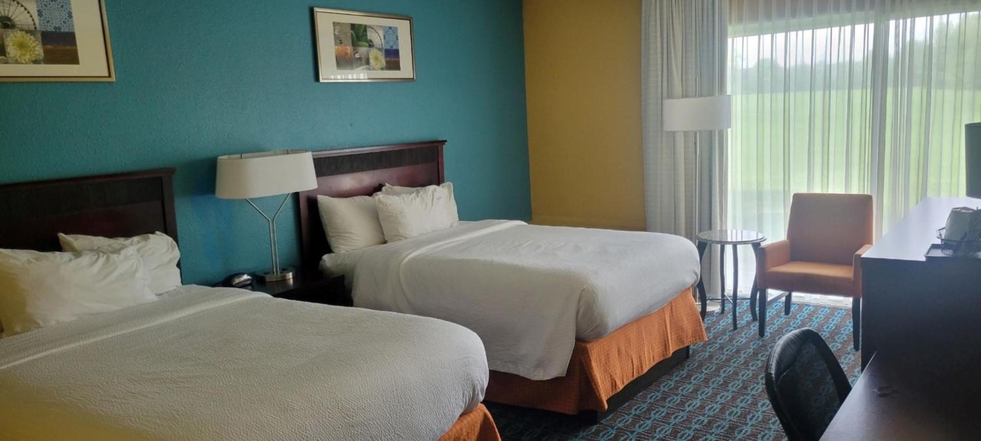 Chester Inn & Suites Sharonville Exteriör bild