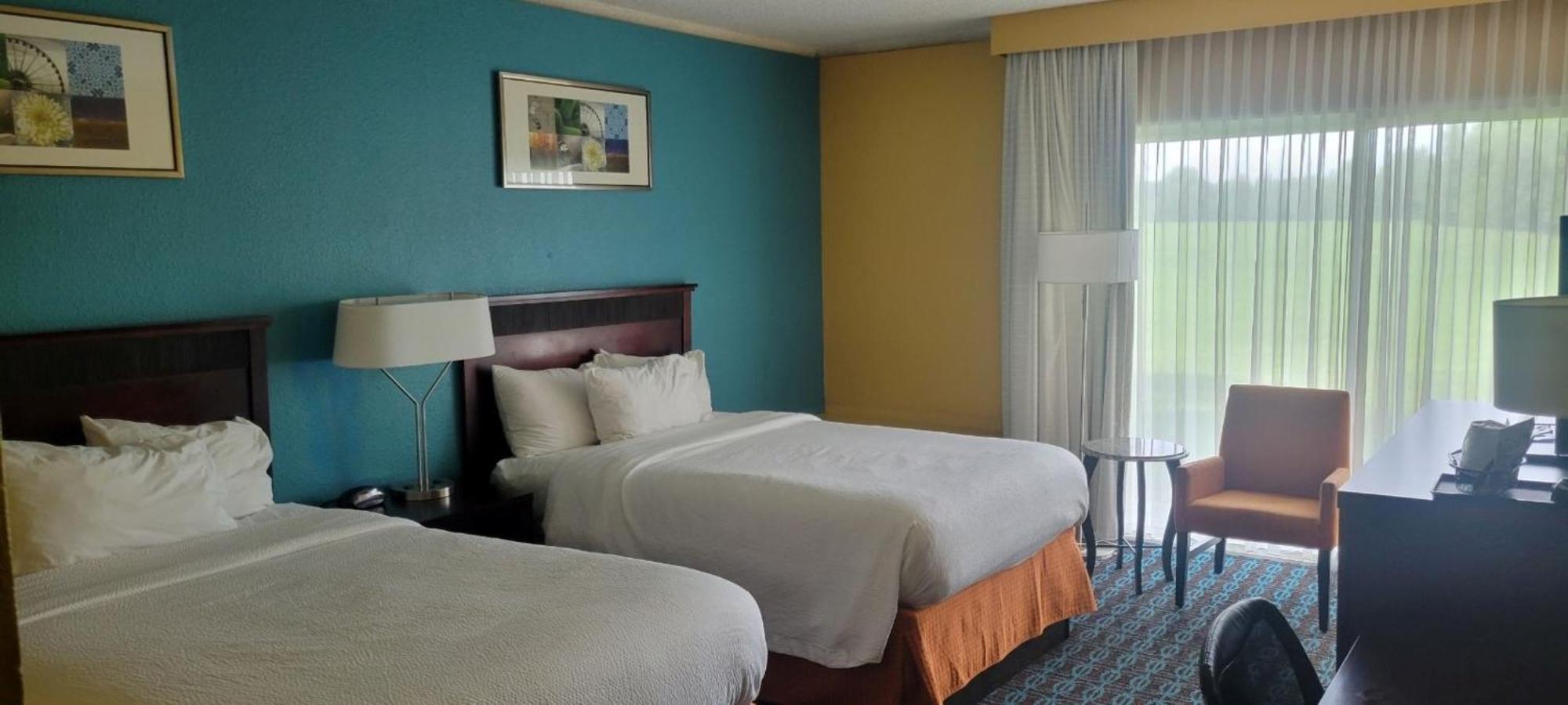 Chester Inn & Suites Sharonville Exteriör bild